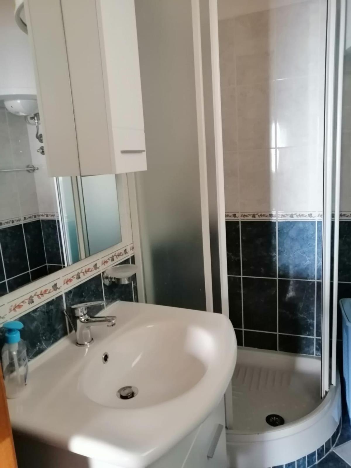 Apartmani Iva トゥリバニ・クルシサ エクステリア 写真
